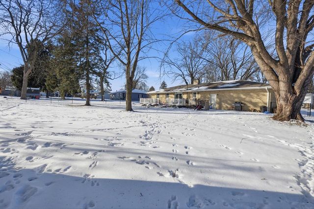1443 Buena Vista DRIVE, Sun Prairie, WI 53590
