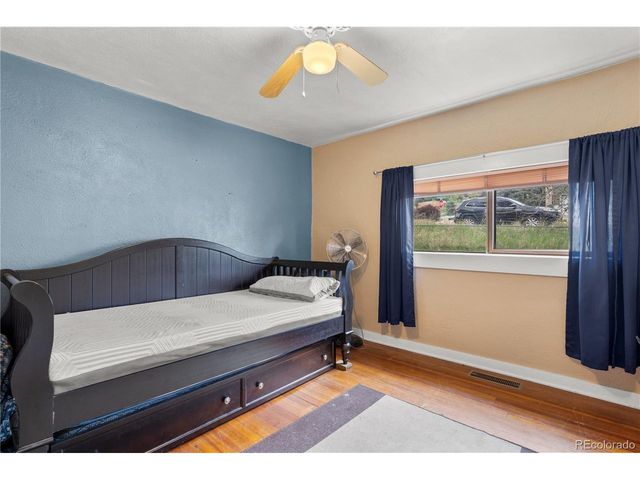 20 Larkspur St, Palmer Lake, CO 80133