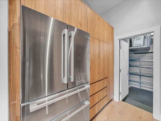 715 N Victoria Park Road, Fort Lauderdale, FL 33304