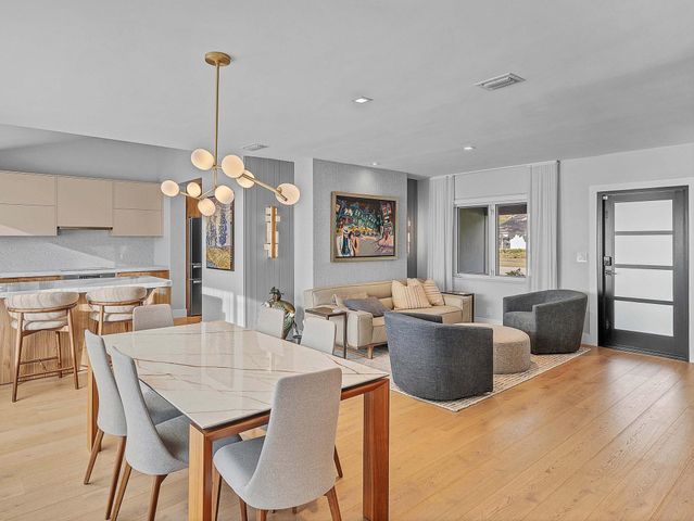 715 N Victoria Park Road, Fort Lauderdale, FL 33304