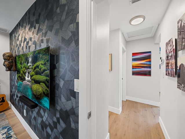 715 N Victoria Park Road, Fort Lauderdale, FL 33304