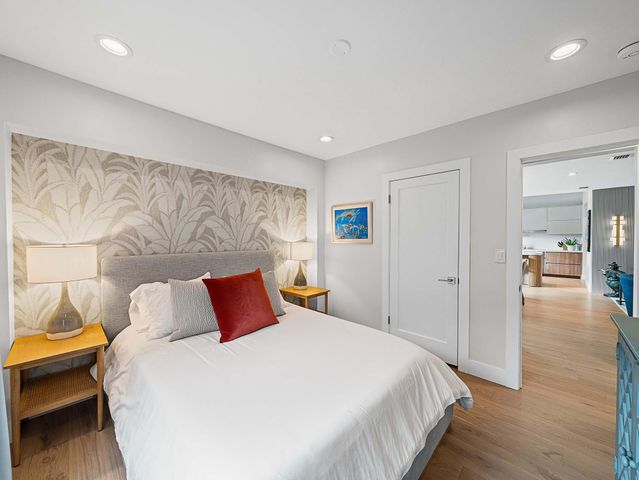 715 N Victoria Park Road, Fort Lauderdale, FL 33304