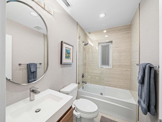 715 N Victoria Park Road, Fort Lauderdale, FL 33304