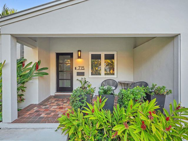 715 N Victoria Park Road, Fort Lauderdale, FL 33304