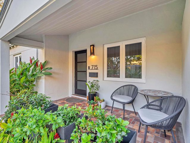 715 N Victoria Park Road, Fort Lauderdale, FL 33304