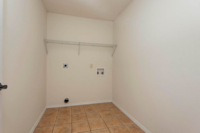 2071 E Foxridge Trail, Republic, MO 65738