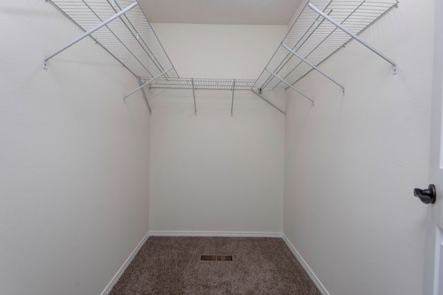 2071 E Foxridge Trail, Republic, MO 65738