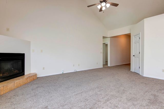 2071 E Foxridge Trail, Republic, MO 65738