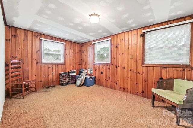 100 Dallas Street, Huntersville, NC 28078