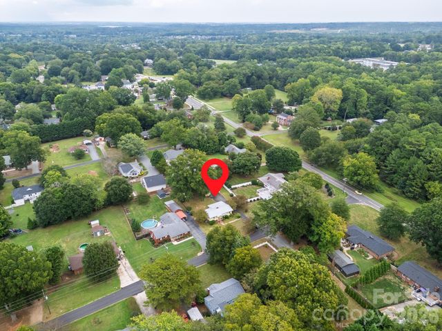 100 Dallas Street, Huntersville, NC 28078