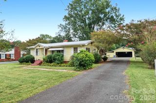100 Dallas Street, Huntersville, NC 28078