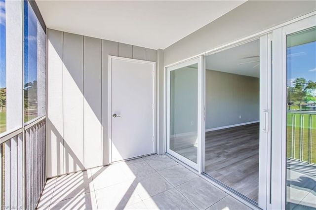 1740 Pine Valley DR 214, Fort Myers, FL 33907