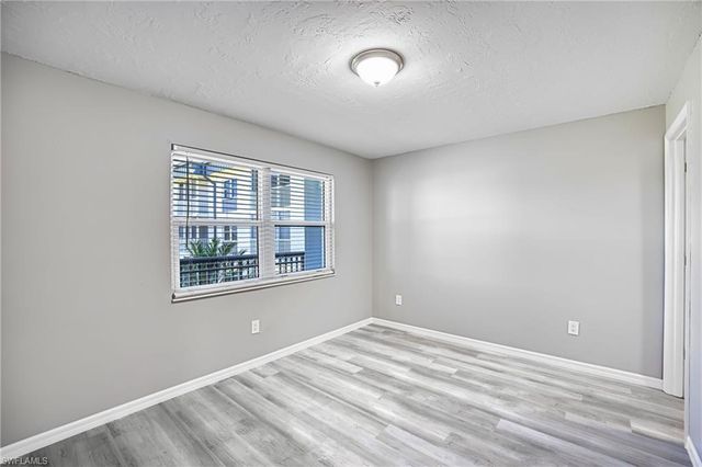 1740 Pine Valley DR 214, Fort Myers, FL 33907