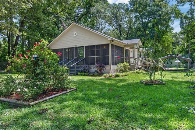 223 Charlya Drive, Bullard, TX 75757