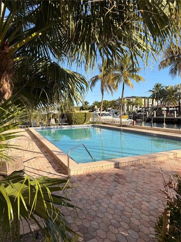 2350 NE 135th St 503, North Miami, FL 33181