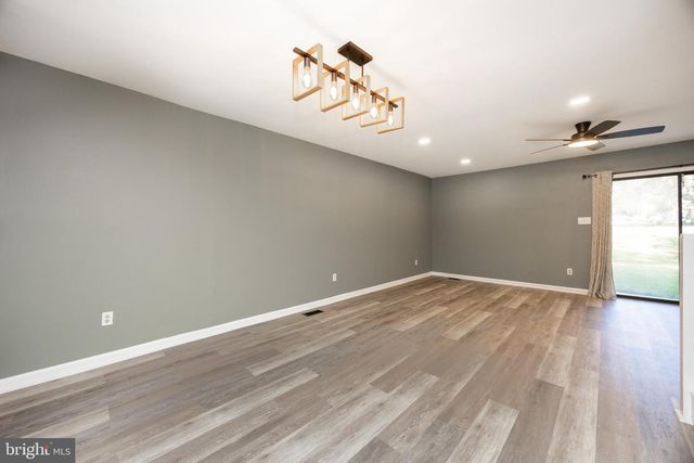 109 LARCHWOOD CT, Collegeville, PA 19426