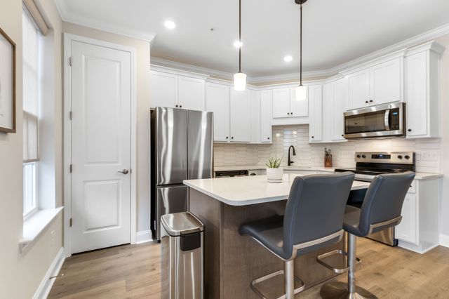 3113 Setting Sun Dr, Thompsons Station, TN 37179