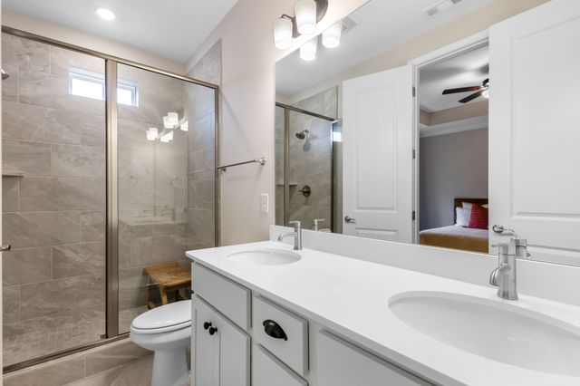 3113 Setting Sun Dr, Thompsons Station, TN 37179