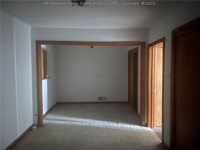 908 Morris Street, Charleston, WV 25301