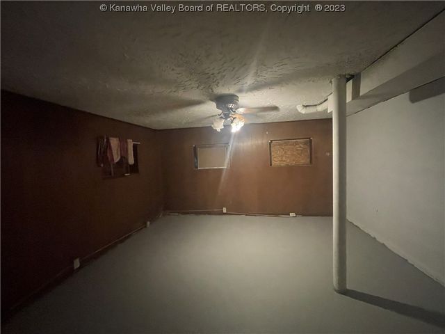 908 Morris Street, Charleston, WV 25301