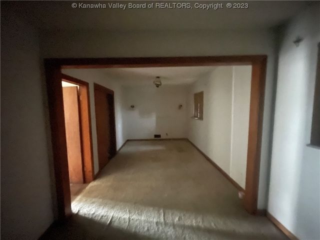 908 Morris Street, Charleston, WV 25301