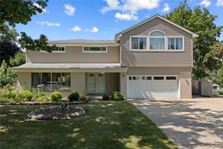 21644 Knudsen Drive, Grosse Ile Township, MI 48138