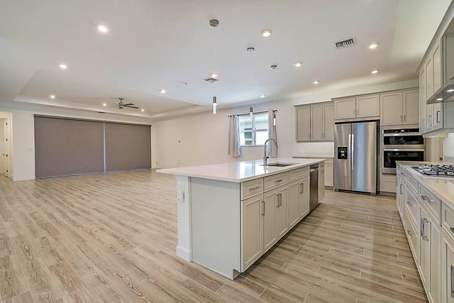 9833 SW Isabelline Drive, Port St. Lucie, Port St Lucie, FL 34987