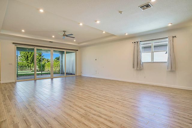 9833 SW Isabelline Drive, Port St. Lucie, Port St Lucie, FL 34987