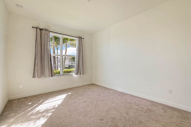 9833 SW Isabelline Drive, Port St. Lucie, Port St Lucie, FL 34987