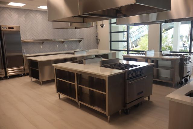 9833 SW Isabelline Drive, Port St. Lucie, Port St Lucie, FL 34987