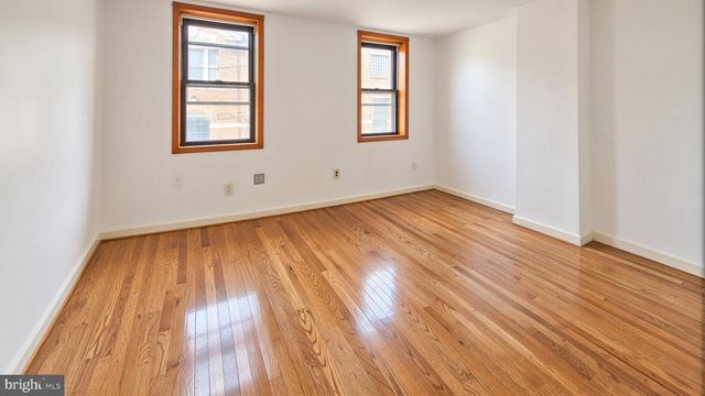 1813 E HAZZARD ST, Philadelphia, PA 19125