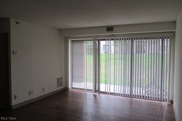 30 Severance Circle, Cleveland Heights, OH 44118