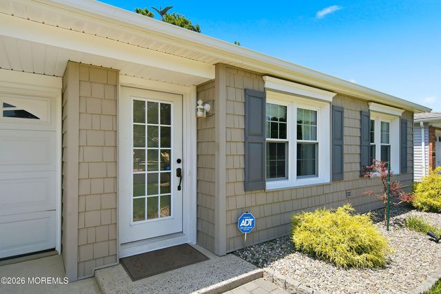 6 Floral Drive, Brick, NJ 08723