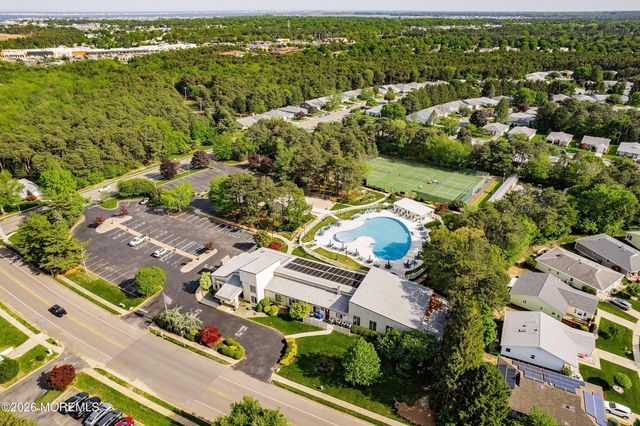 6 Floral Drive, Brick, NJ 08723