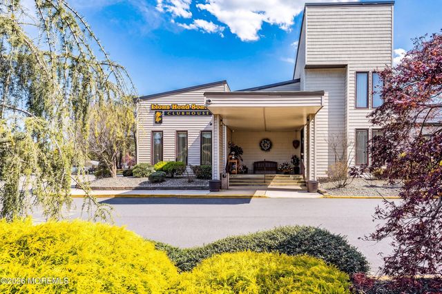 6 Floral Drive, Brick, NJ 08723