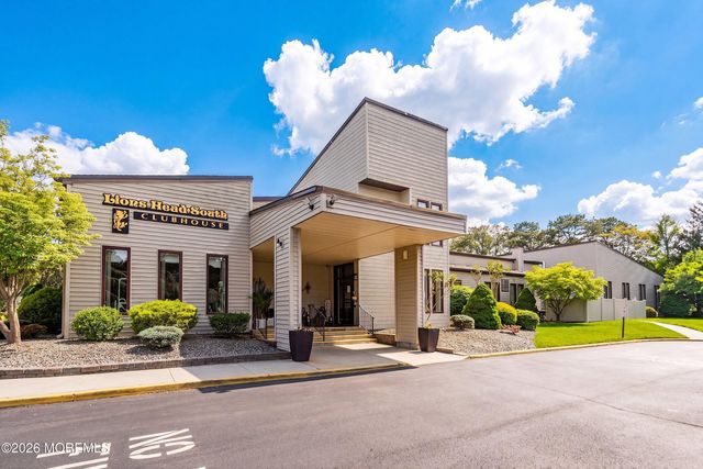 6 Floral Drive, Brick, NJ 08723