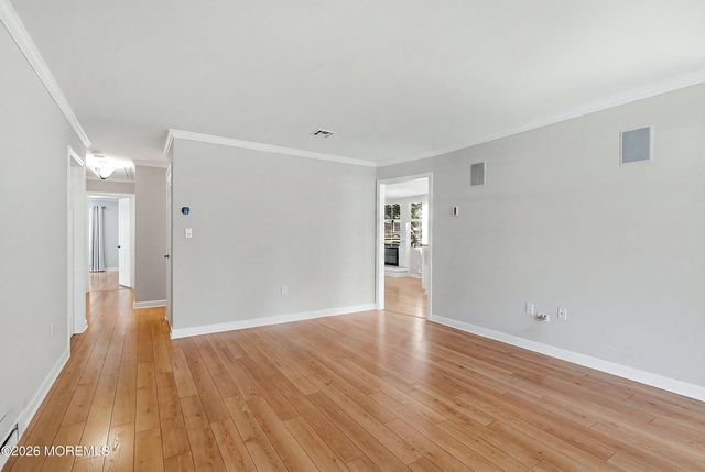 6 Floral Drive, Brick, NJ 08723