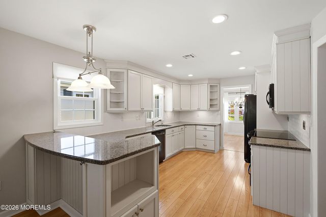 6 Floral Drive, Brick, NJ 08723