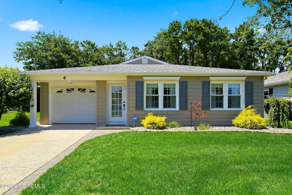 6 Floral Drive, Brick, NJ 08723