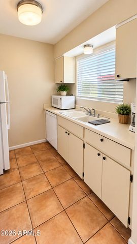 4620 N 68TH Street 176, Scottsdale, AZ 85251