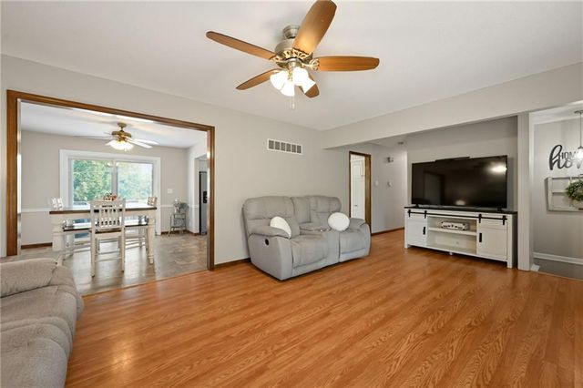 6115 Larson Avenue, Kansas City, MO 64133