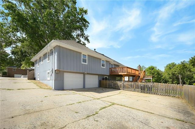 6115 Larson Avenue, Kansas City, MO 64133