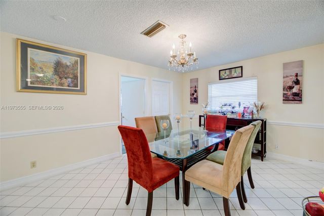 995 NW 74th Ave, Margate, FL 33063