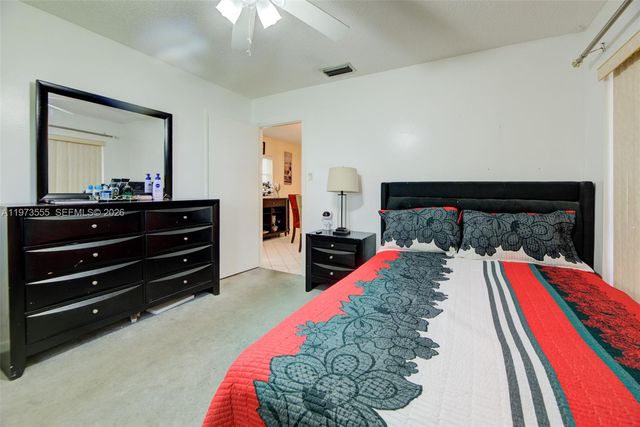 995 NW 74th Ave, Margate, FL 33063