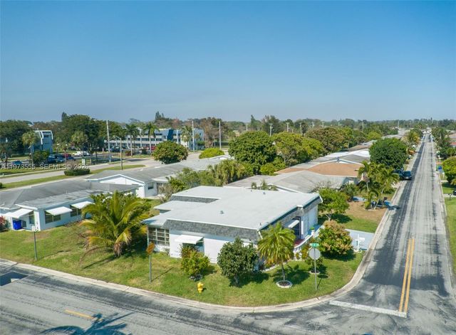 995 NW 74th Ave, Margate, FL 33063