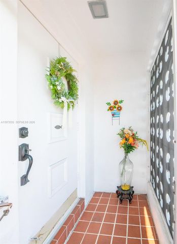 995 NW 74th Ave, Margate, FL 33063