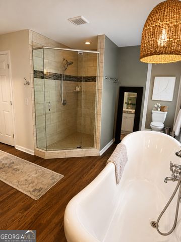 6 Oak Point, Newnan, GA 30263