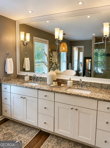 6 Oak Point, Newnan, GA 30263
