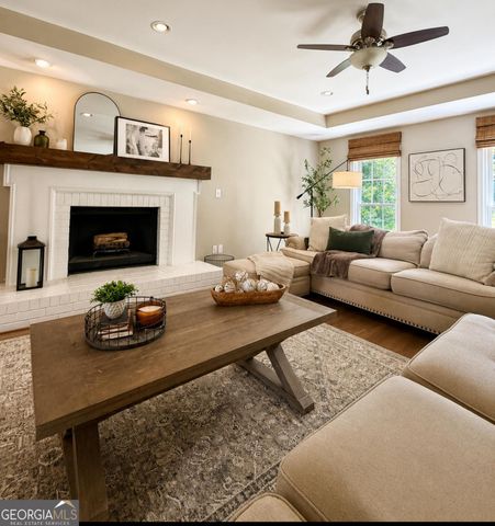 6 Oak Point, Newnan, GA 30263
