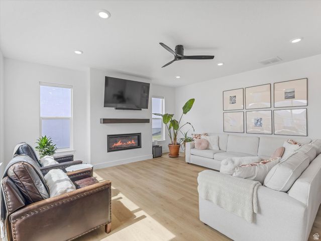 14713 S SILVER BLOSSOM WAY, Draper, UT 84020
